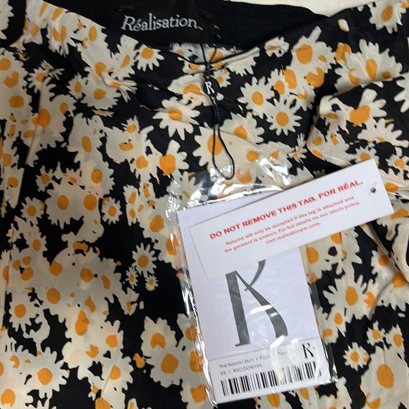 NWT - Naomi dress flower power - Picture 2 of 2